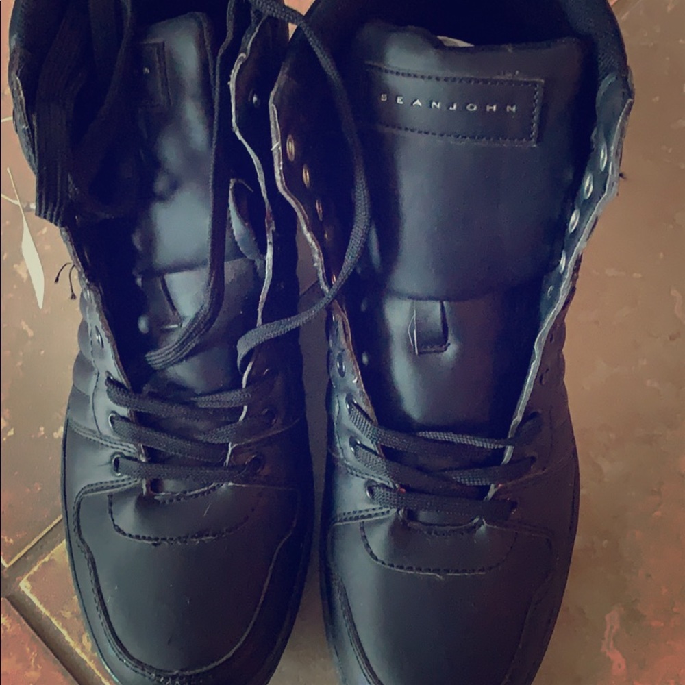 Sean John boots